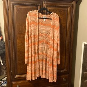 Peach and cream long cardigan. Easy to dress up or down. Size 1X